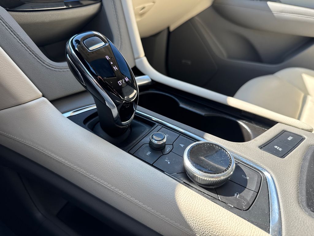 2023 Cadillac XT6 Premium Luxury photo 33