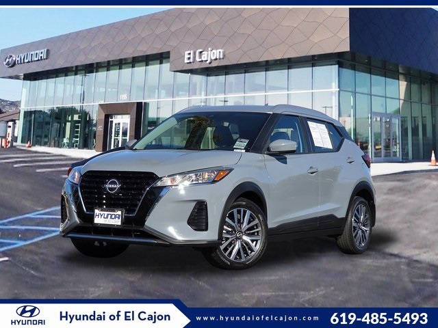 2023 Nissan Kicks SV