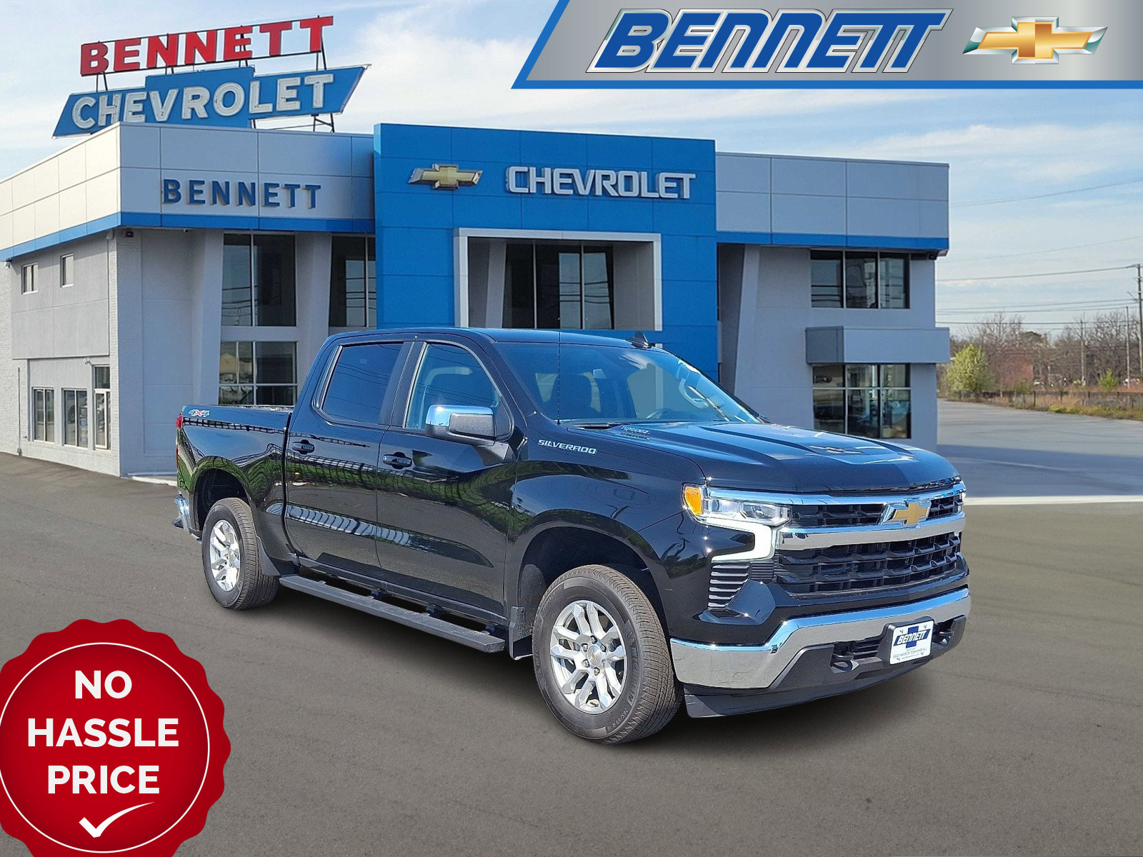 2025 Chevrolet Silverado 1500 LT's photo