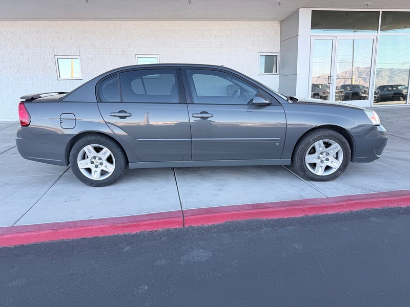 Used 2007 Chevrolet Malibu LT with VIN 1G1ZT58N57F110098 for sale in Pahrump, NV