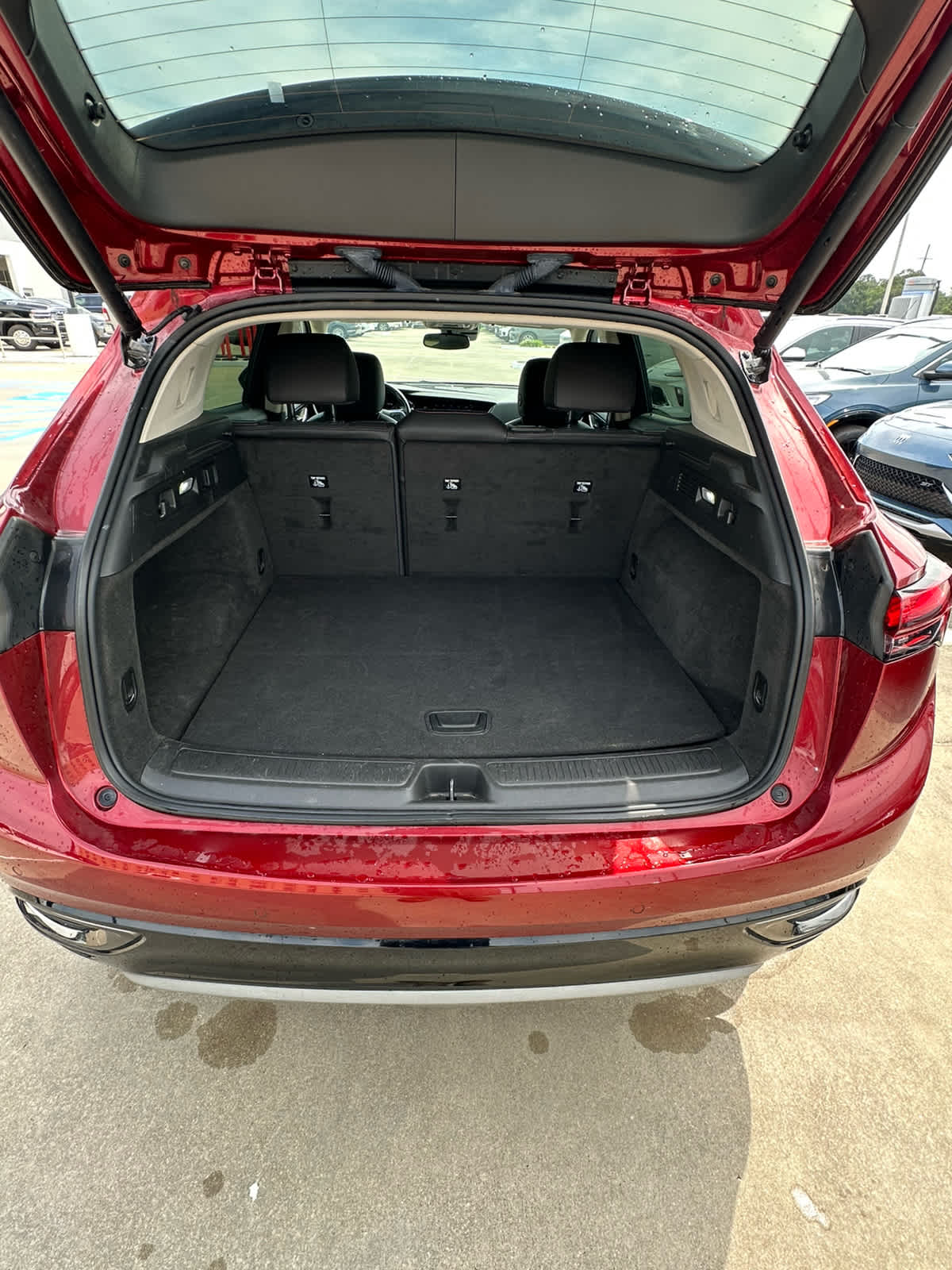 2023 Buick Envision Essence photo 8
