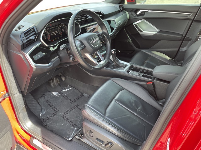 2023 Audi Q3 S line Premium Plus photo 10