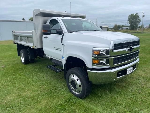 2024 Chevrolet Silverado 5500HD Work Truck photo 7