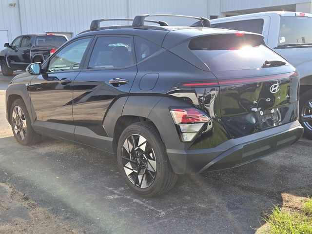 2024 Hyundai Kona SEL photo 4