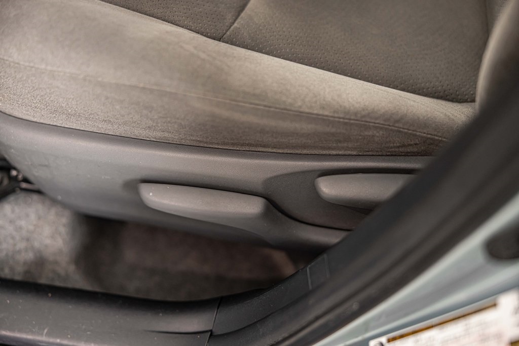 2015 TOYOTA PRIUS - Image 21