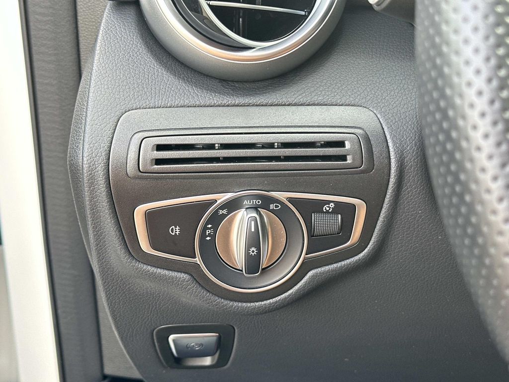 2022 Mercedes Benz GLC 300 Coupe photo 40