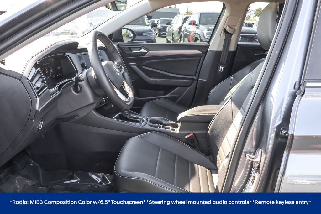 2023 Volkswagen Jetta 1.5T SE photo 4