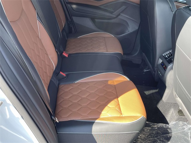 2025 Volkswagen Tiguan SEL R-Line Black photo 13