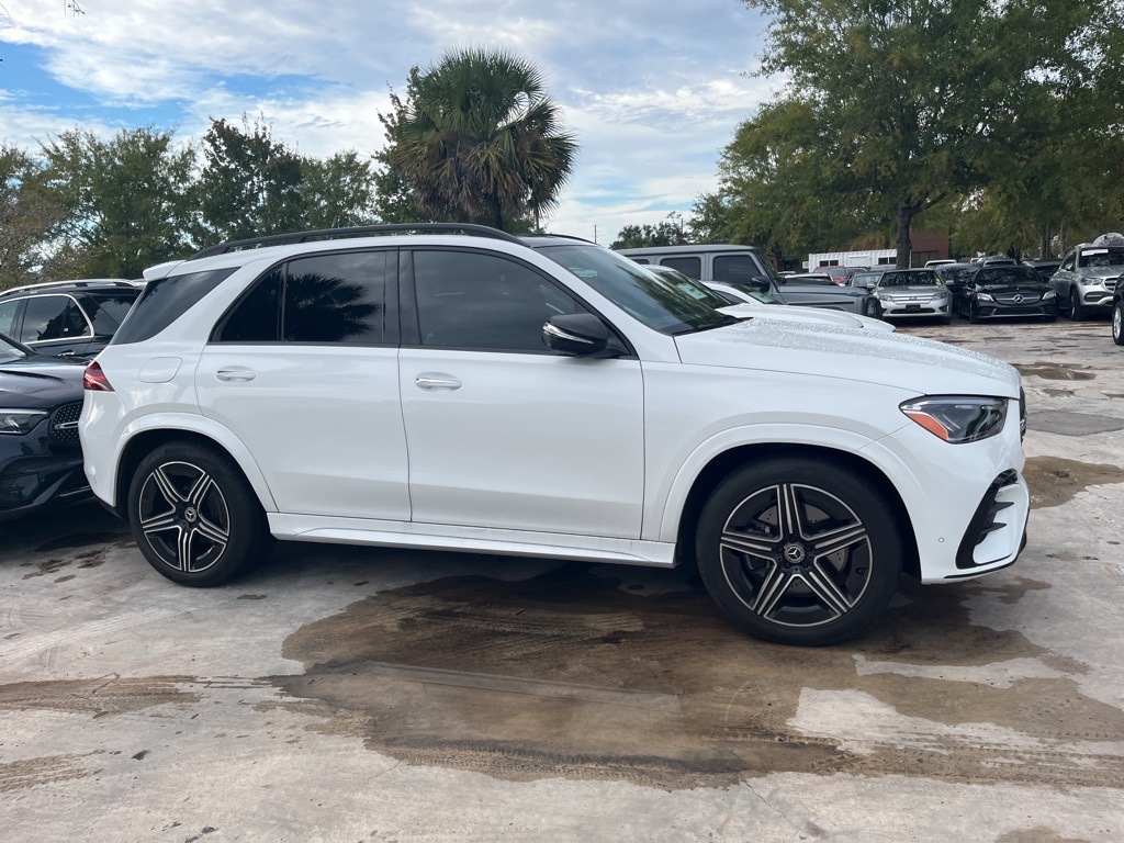 2025 Mercedes Benz GLE 450 4MATIC photo 2