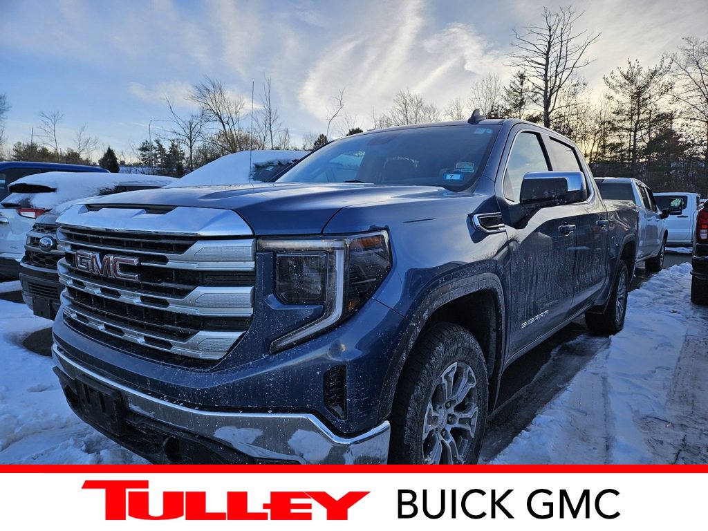 2024 GMC Sierra 1500 SLE's photo