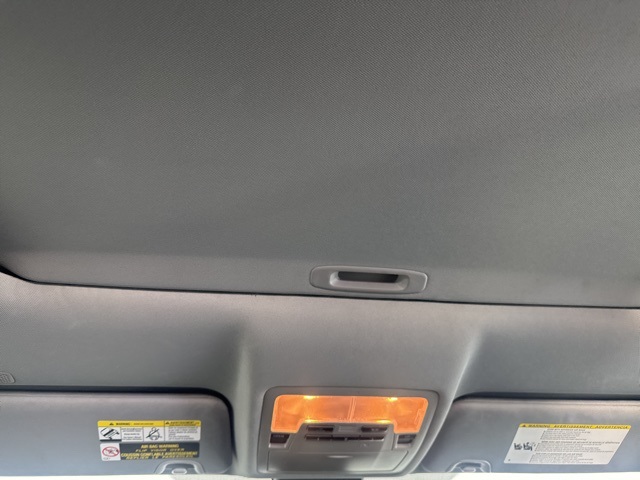 2019 Toyota Highlander Base photo 26