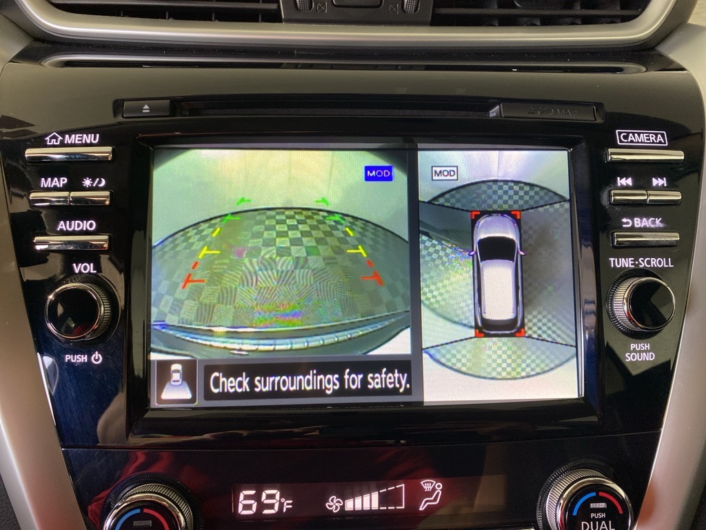 2017 Nissan Murano SL photo 15
