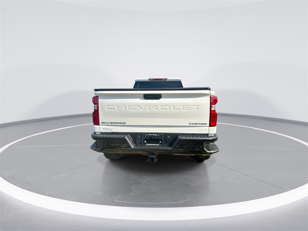 2024 Chevrolet Silverado 2500HD Custom photo 7