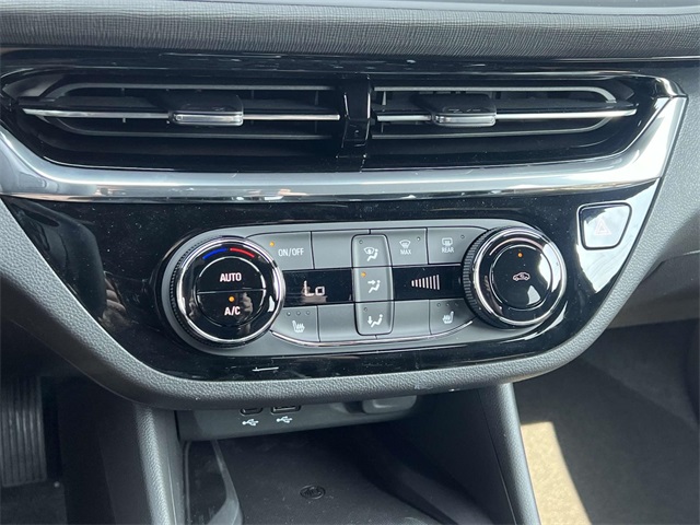 2025 Buick Envista ST photo 21