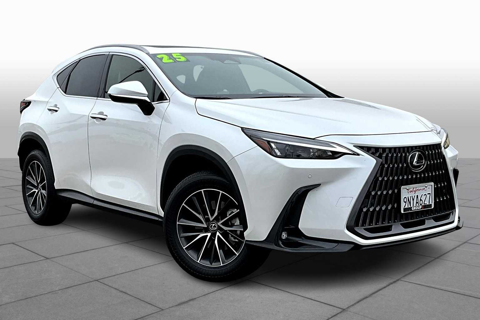 2025 Lexus NX Premium photo 2