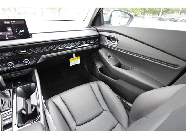 2025 Honda Accord Hybrid EX-L photo 9