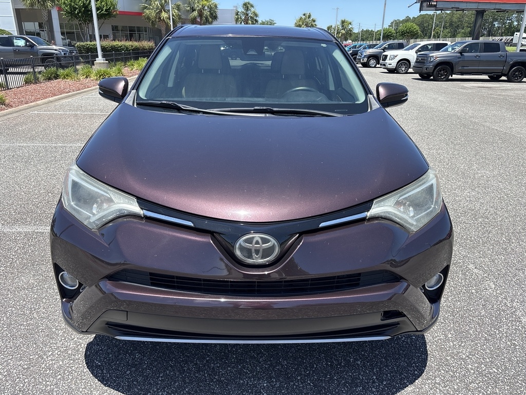 2018 Toyota RAV4 XLE photo 8