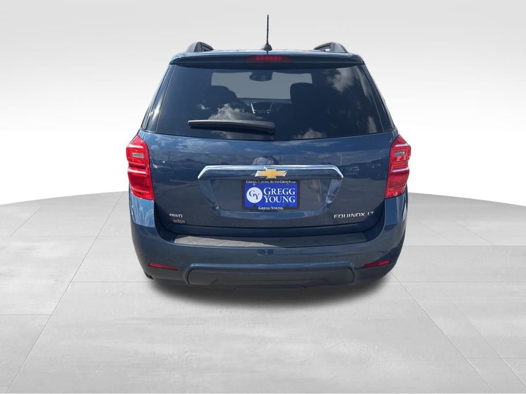 2016 Chevrolet Equinox LT photo 4
