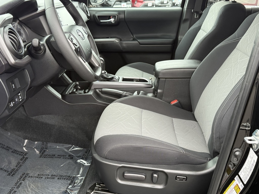 2023 Toyota Tacoma TRD Sport photo 16