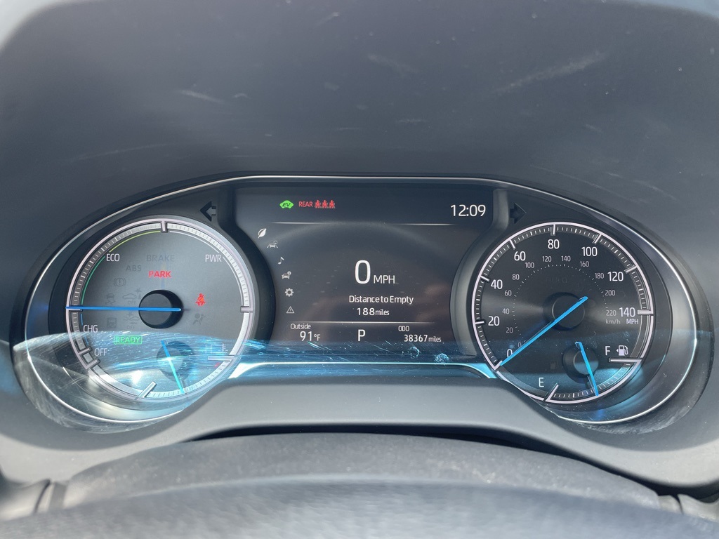 2023 Toyota Venza LE photo 11