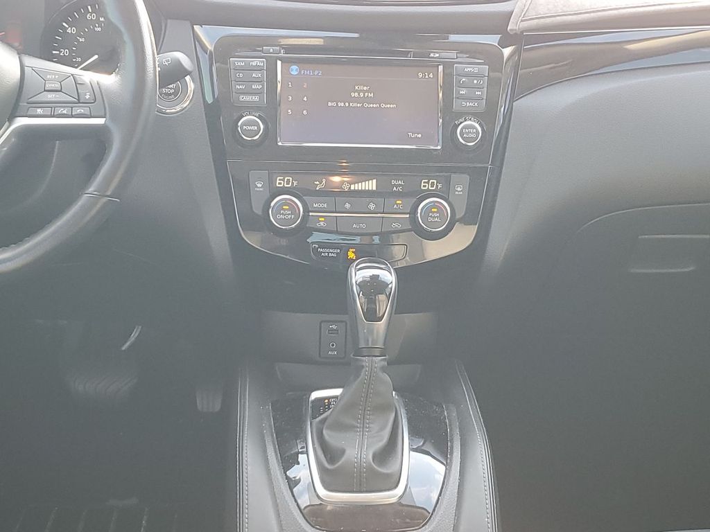 2017 Nissan Rogue Sport SL photo 23