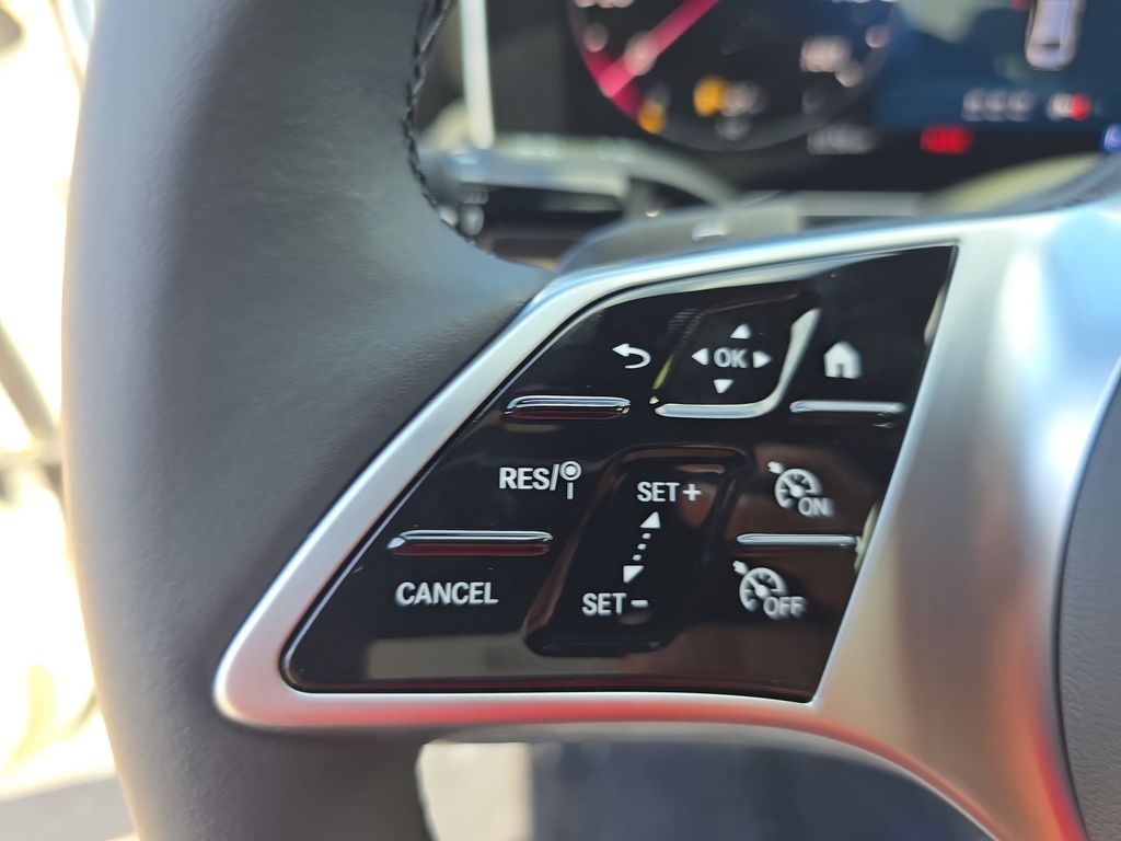 2025 Mercedes Benz C 300 photo 16