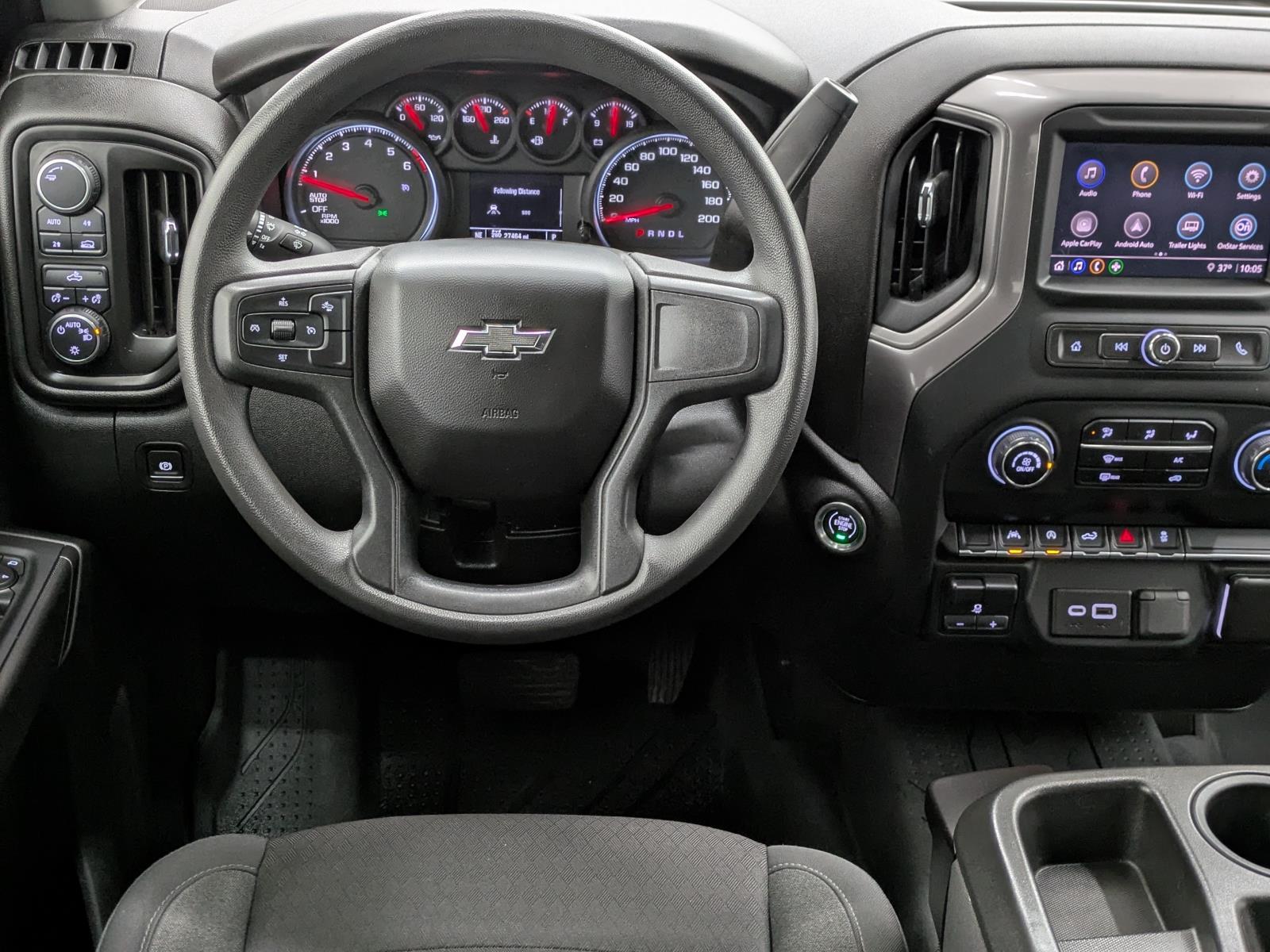 2023 Chevrolet Silverado 1500 Custom photo 2