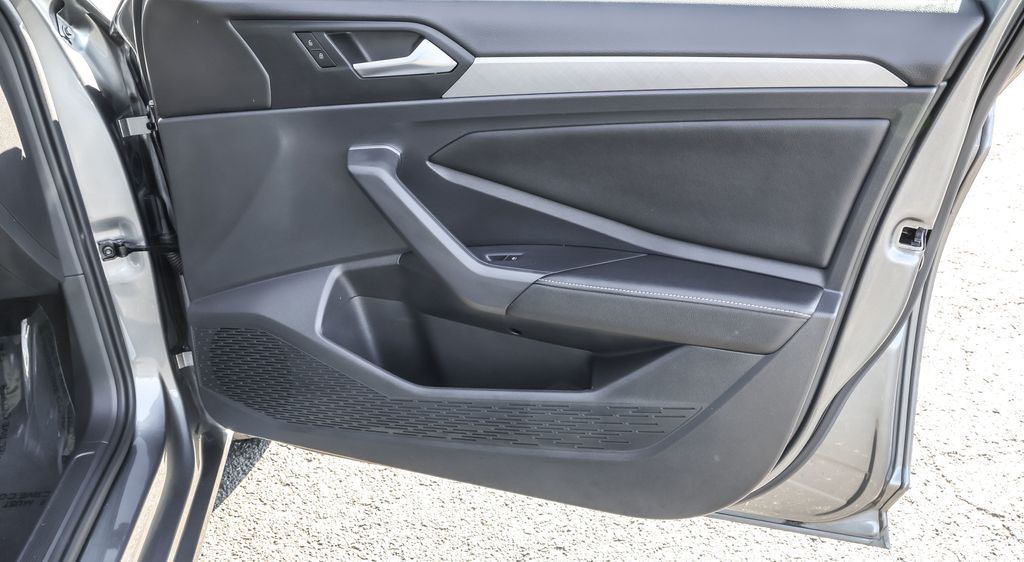2023 Volkswagen Jetta 1.5T SE photo 34