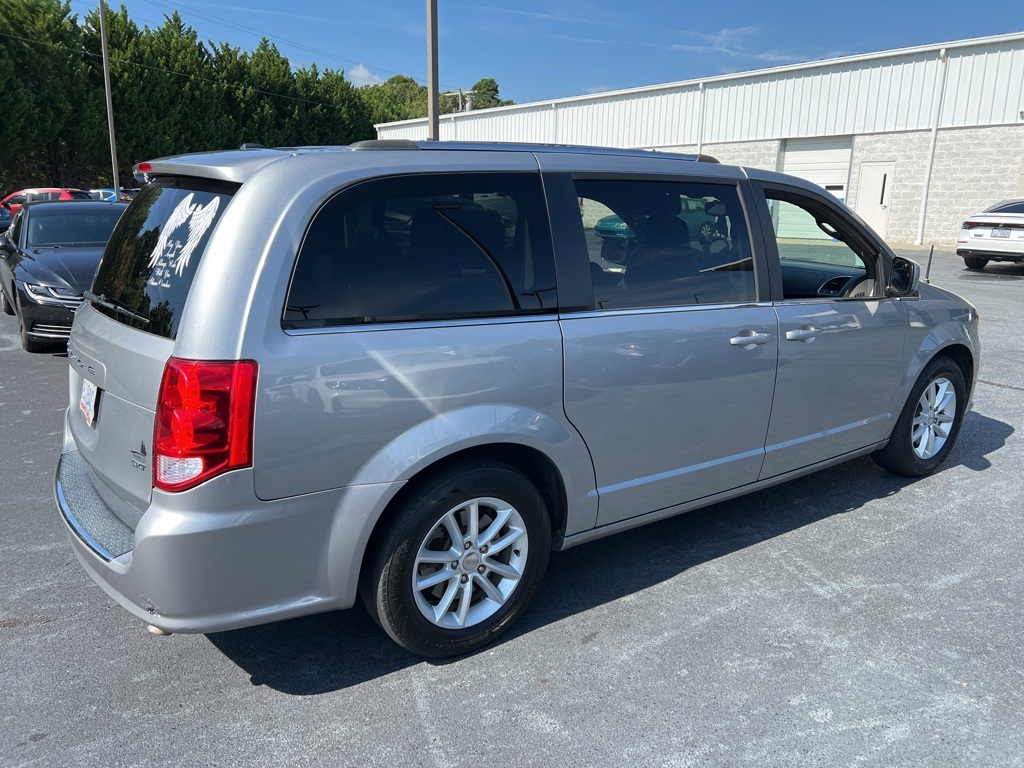 2020 Dodge Grand Caravan SXT photo 3