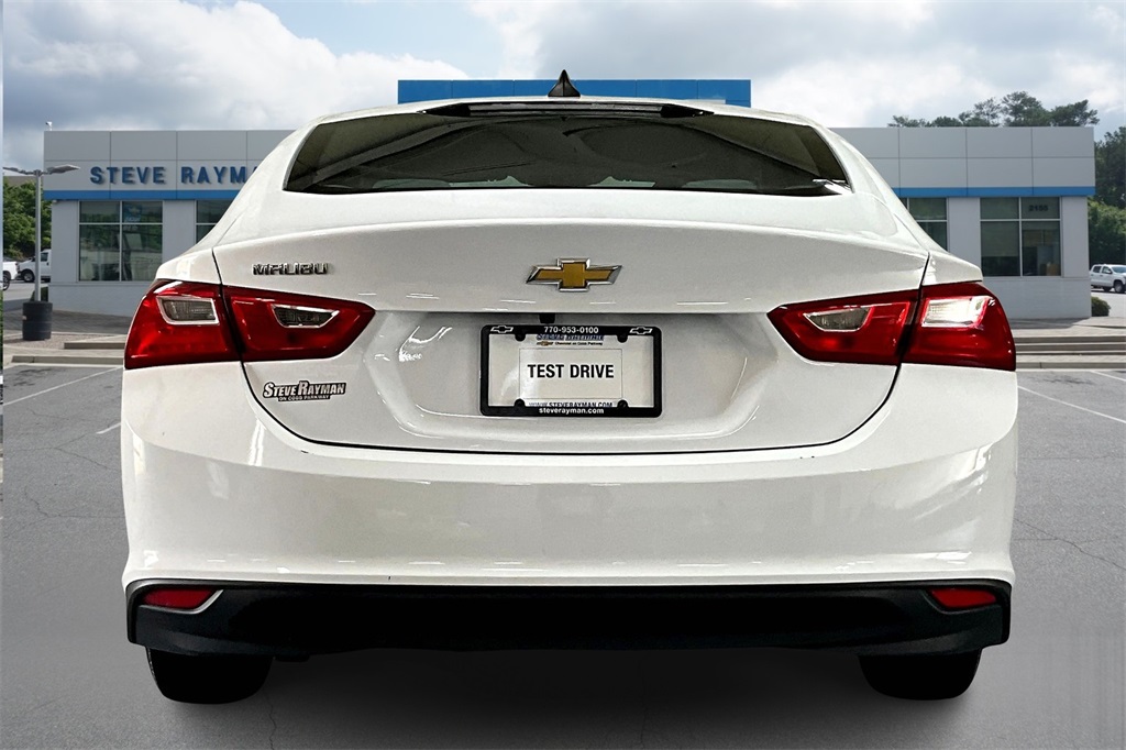2022 Chevrolet Malibu LS photo 5