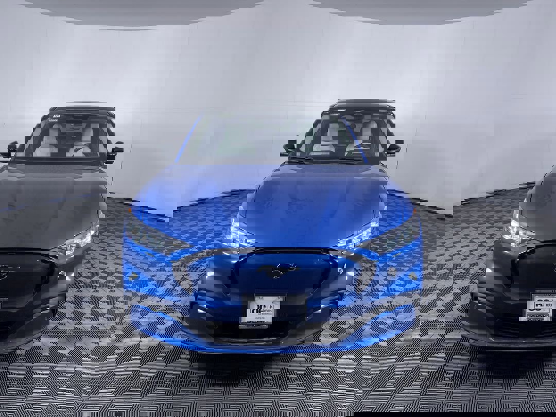 2025 Ford Mustang Mach-E Premium photo 26