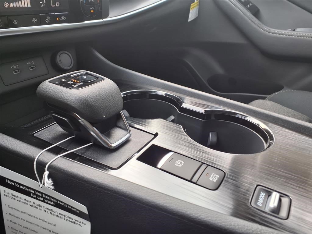 2026 Nissan Rogue SV photo 14