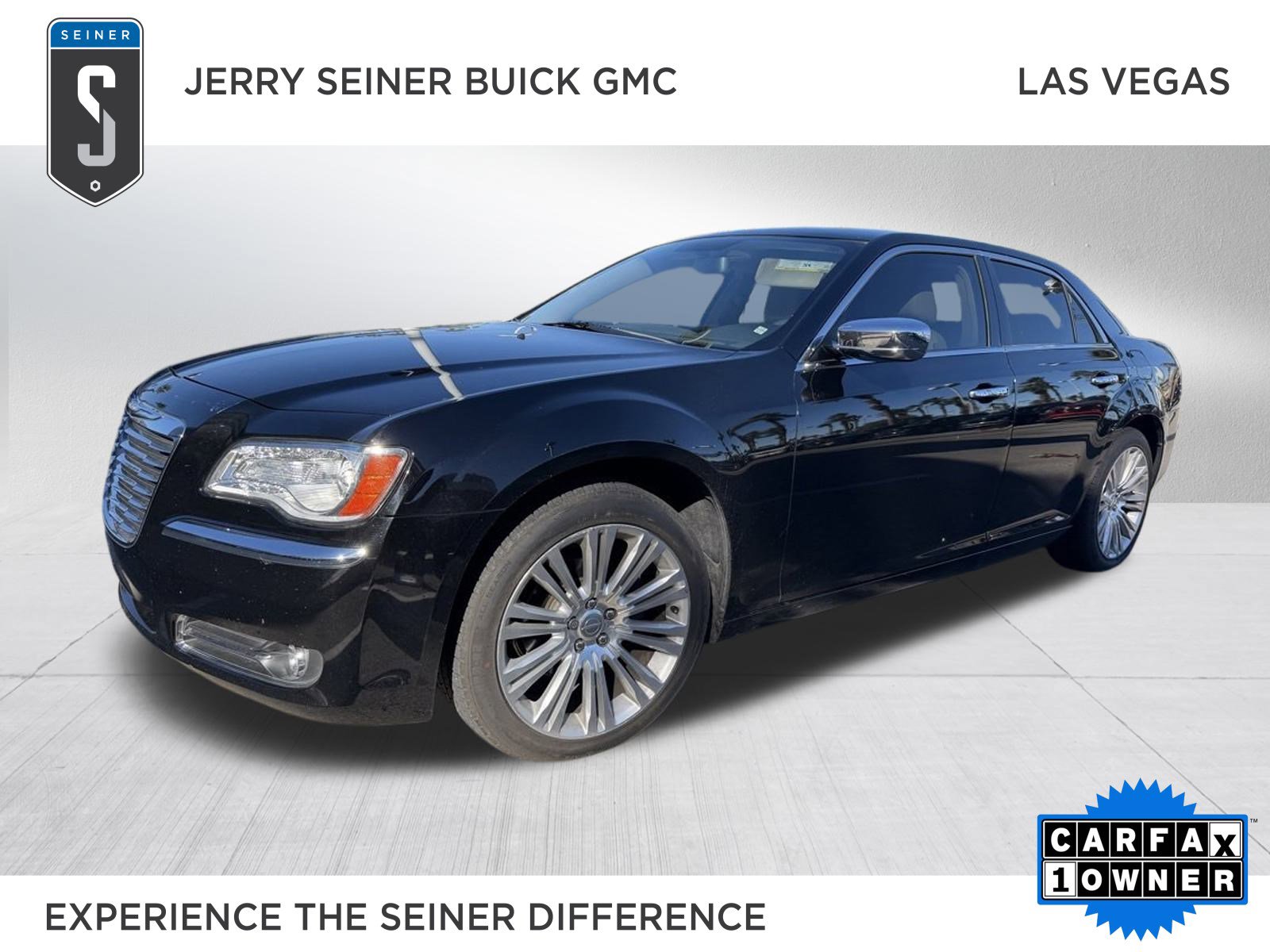 2011 Chrysler 300 Limited's photo