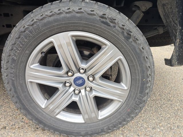 2019 Ford F-150 XLT photo 10