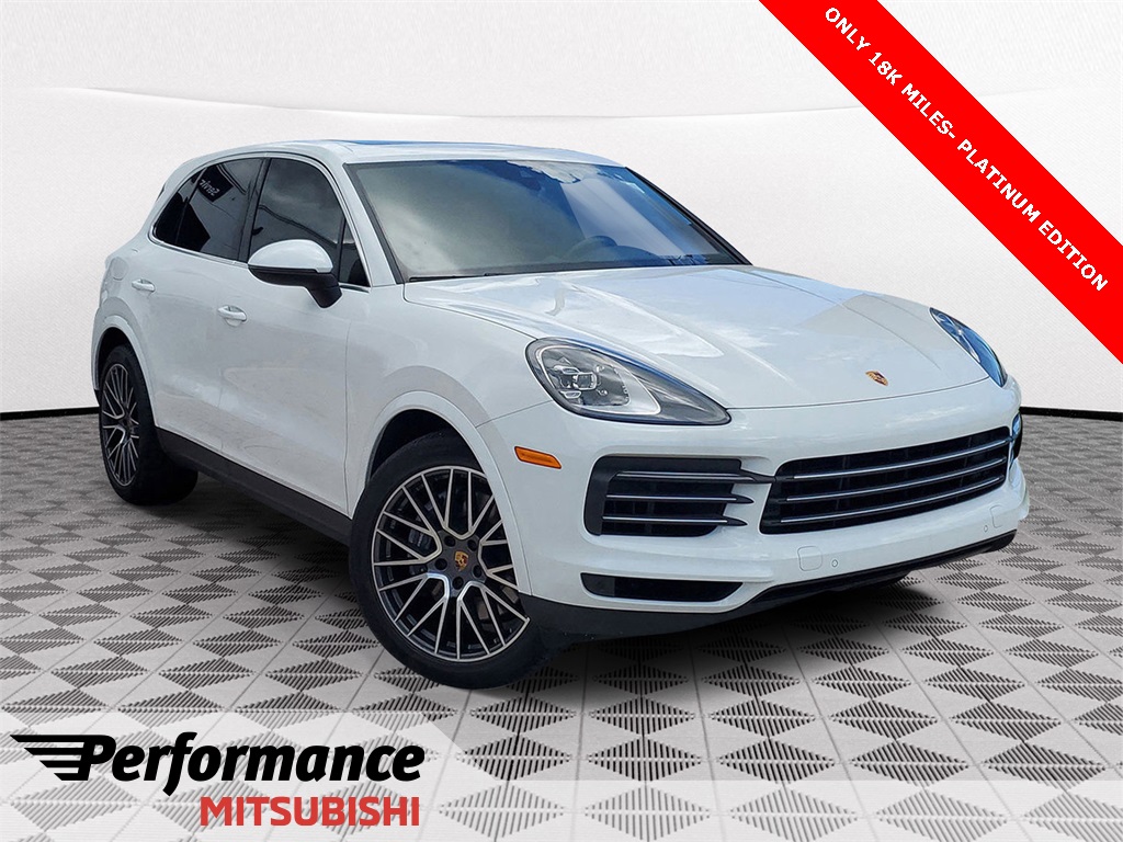 2022 Porsche Cayenne Base