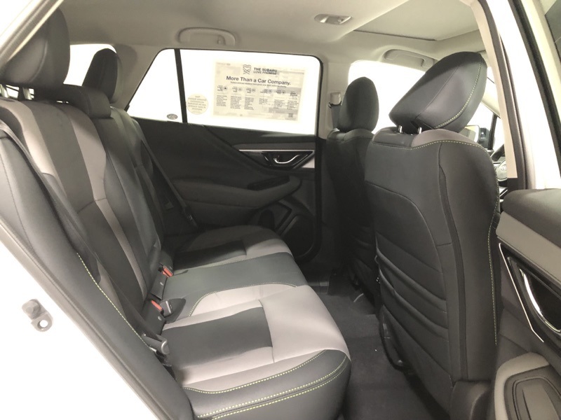 2025 Subaru Outback Onyx Edition photo 7