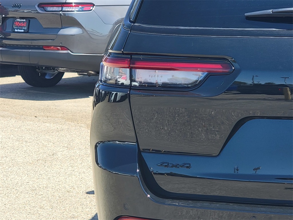 2025 Jeep Grand Cherokee Altitude X photo 4