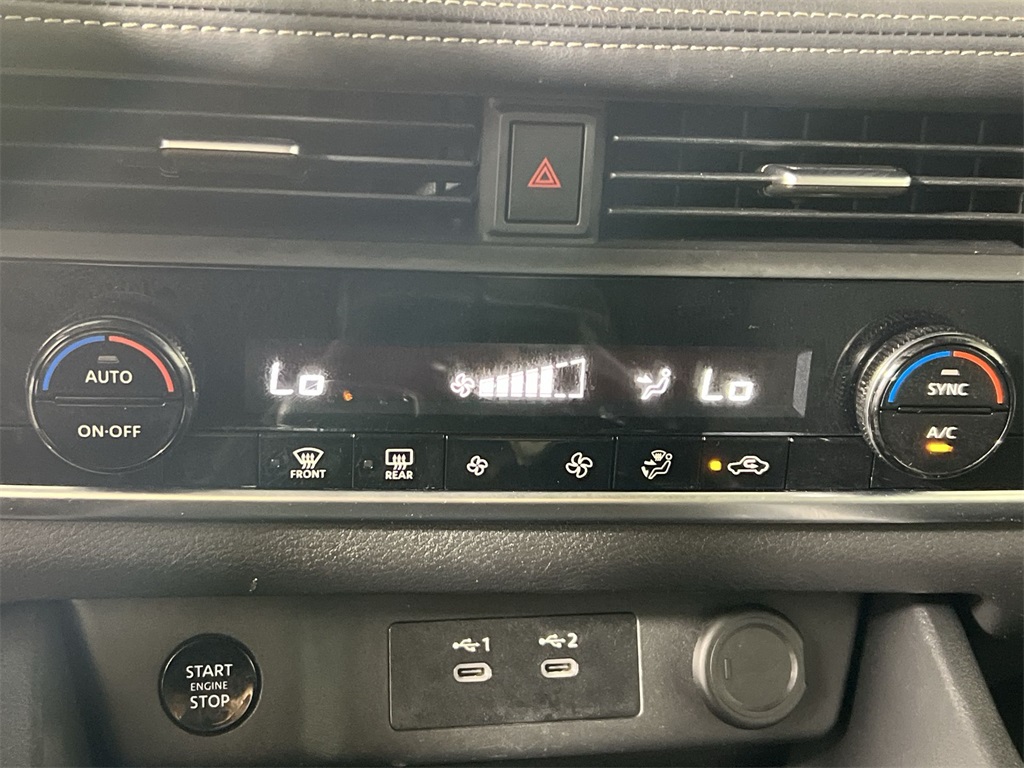 2024 Nissan Rogue SV photo 15