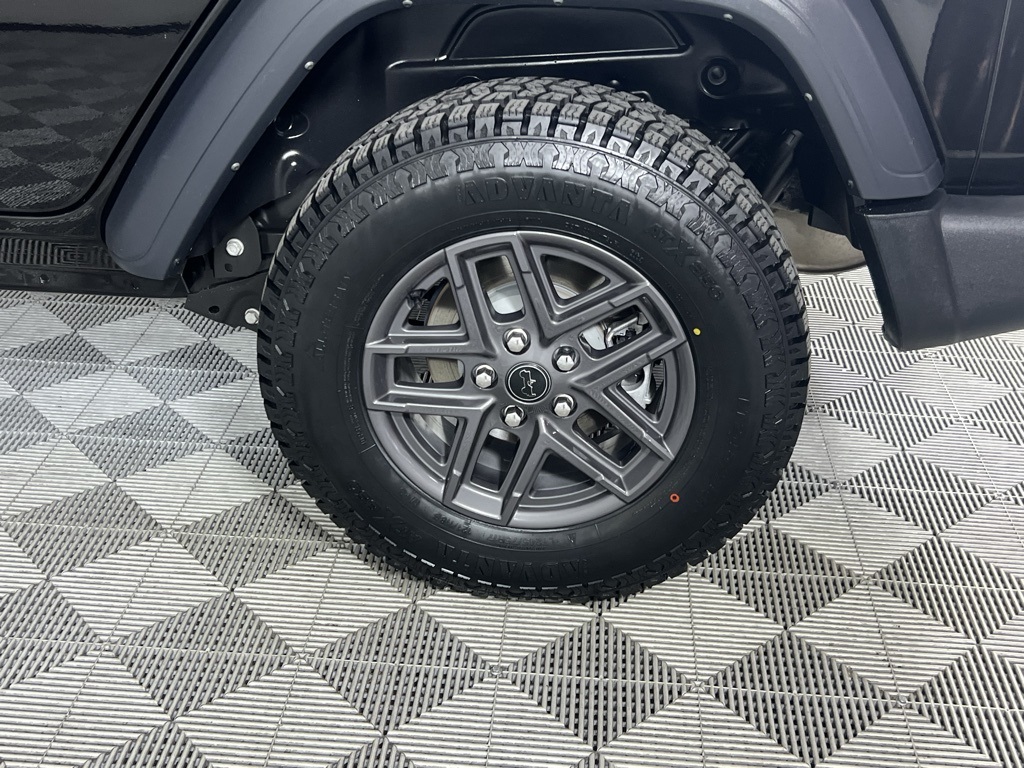 2024 Jeep Wrangler Sport S photo 30
