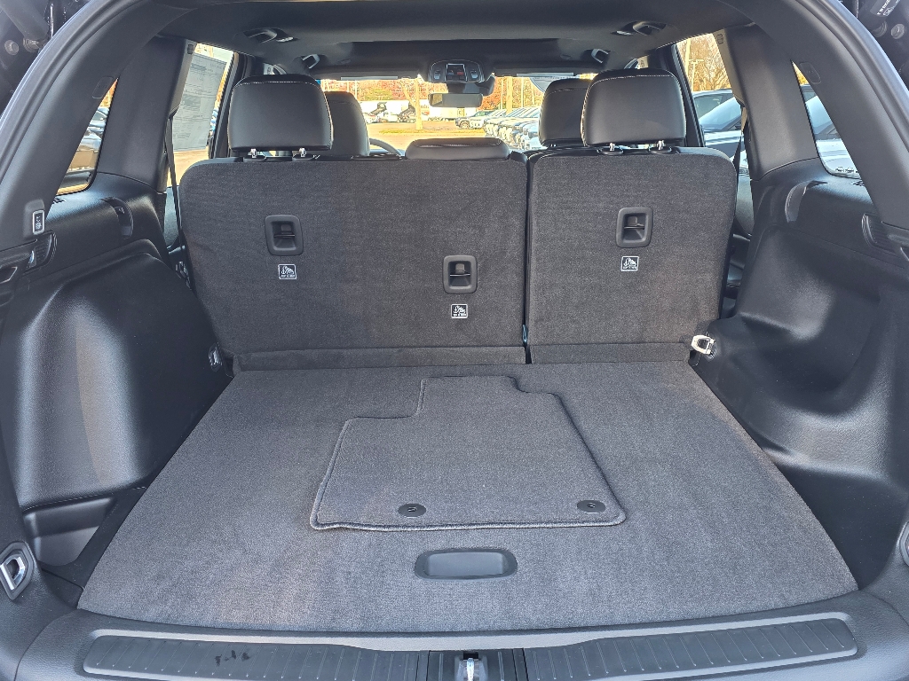 2025 Jeep Grand Cherokee Altitude X photo 4