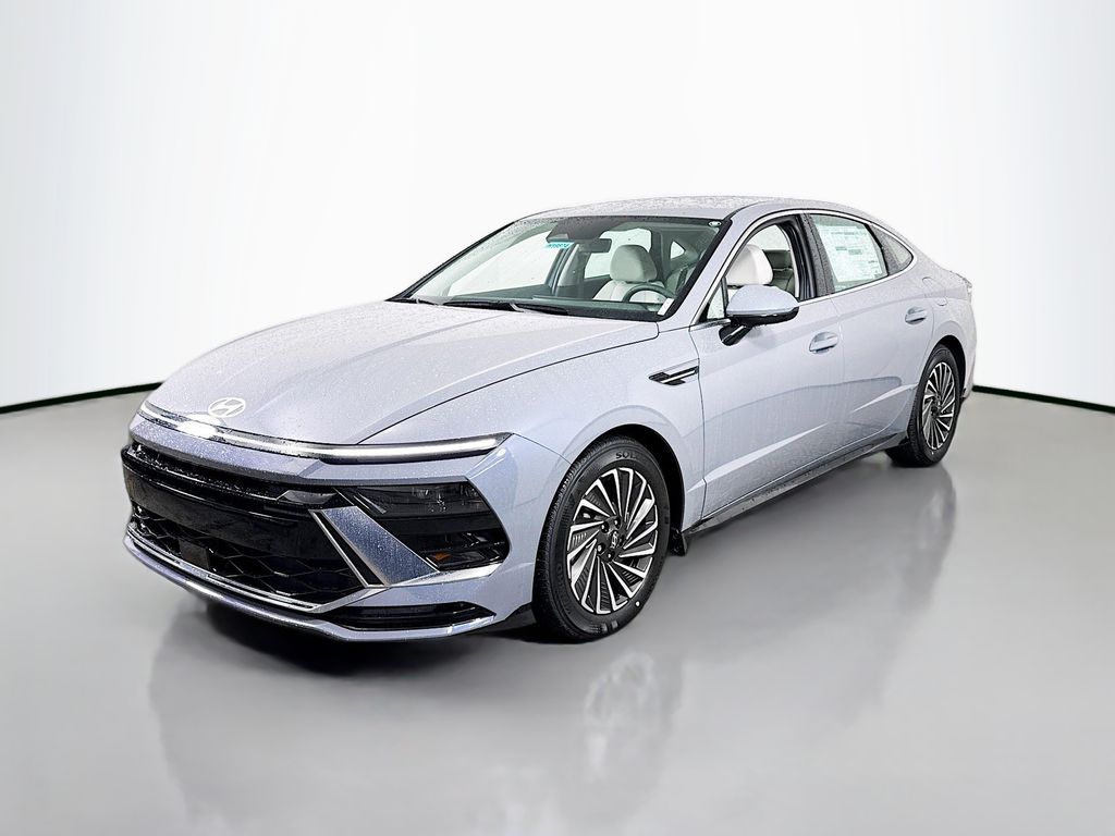 2025 Hyundai Sonata Hybrid SEL photo 3