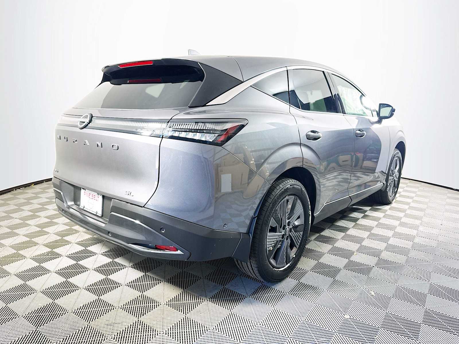 2025 Nissan Murano SL photo 2