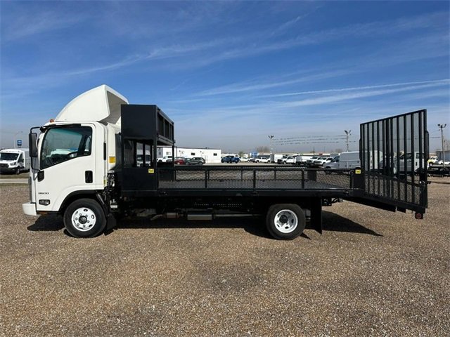 2024 Chevrolet Silverado 3500HD photo 2