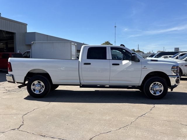 2026 Ram 3500 Tradesman photo 2