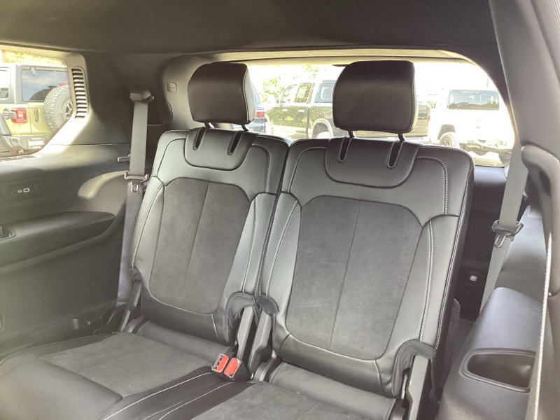 2025 Jeep Grand Cherokee Altitude X photo 9