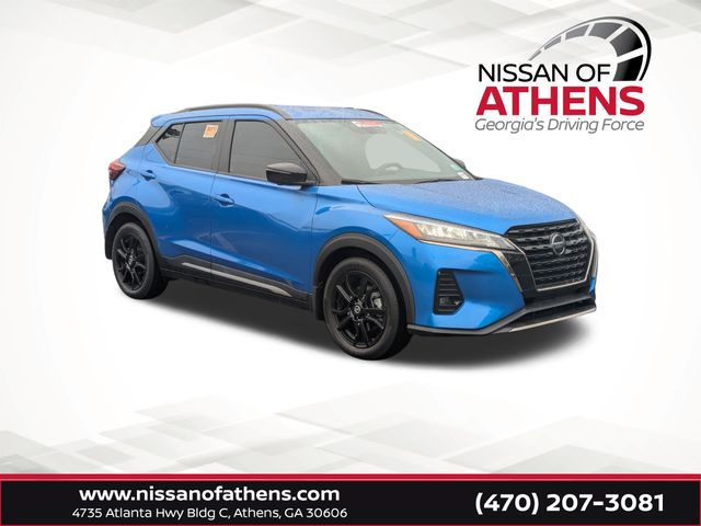 2021 Nissan Kicks SR's photo