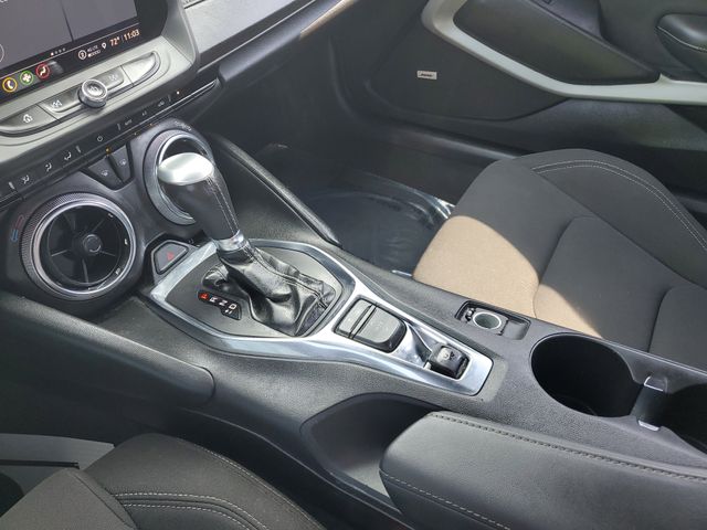 2021 Chevrolet Camaro 1LT photo 32