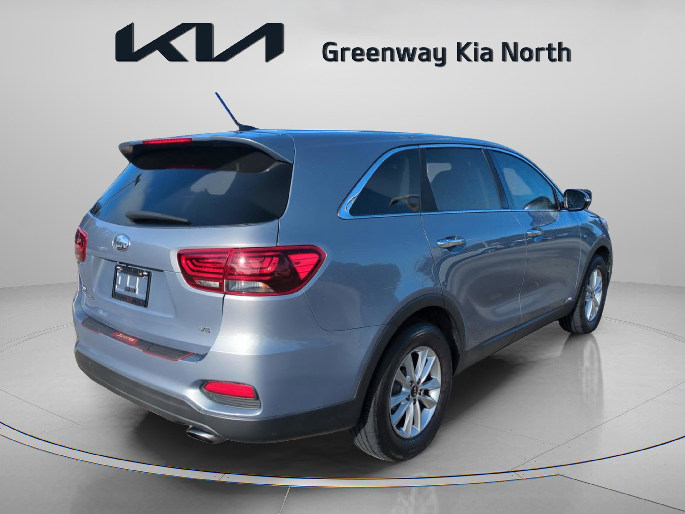 2020 Kia Sorento LX photo 8