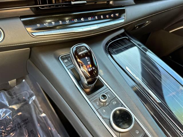 2022 Cadillac Escalade Sport photo 14