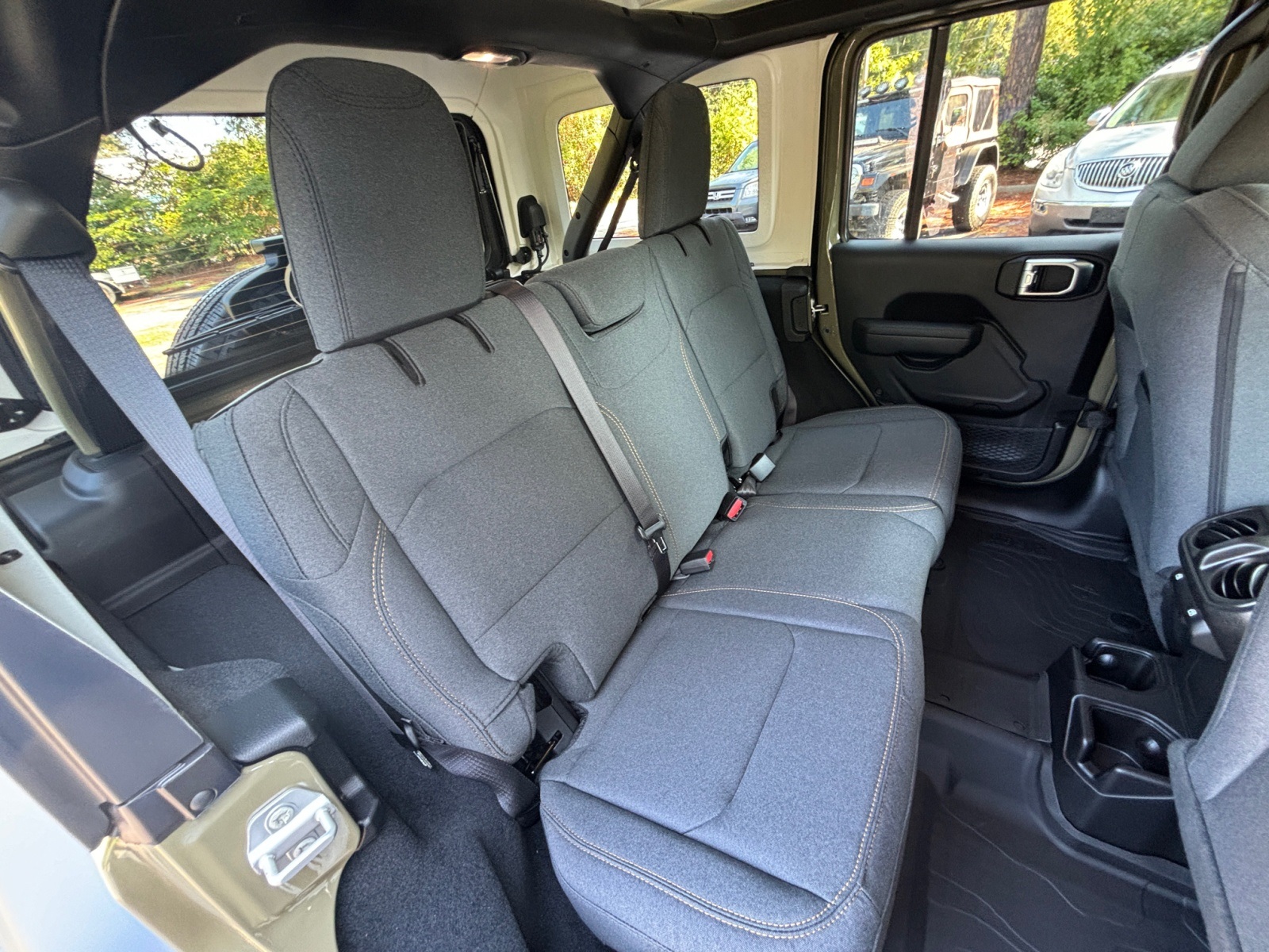 2025 Jeep Wrangler Sport S photo 15